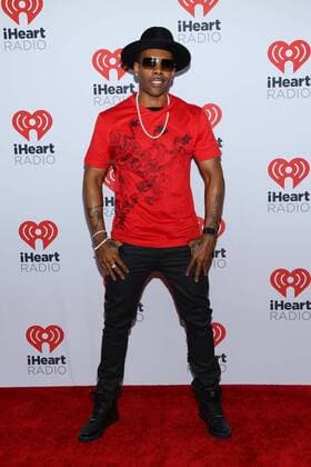 Singer Mario arrives in the press room for the iHeartRadio Music Festival at the MGM Grand Hotel in Las Vegas, Nevada on September 18, 2015.  LAV20150918068 JAMESxATOA