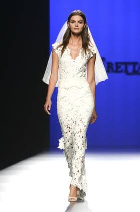 Model bei der Roberto Torretta Fashion Show auf der Mercedes-Benz Fashion Week Madrid Spring Summer 2016. Madrid, 19.09.2015 Roberto Torretta Model 