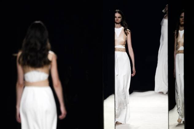Model bei der Juanjo Oliva Fashion Show auf der Mercedes-Benz Fashion Week Madrid Spring Summer 2016. Madrid, 19.09.2015 Juanjo Oliva Model 
