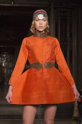 London, UK. 19 09 2015. Runway show of designer Maral Yazarloo for Maral - House of Middle East and Asia at Fashion Scout during London Fashion Week. London Fashion Week, Maral at Fashion Scout, London, UK 