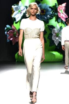 Model bei der Ana Locking Fashion Show auf der Mercedes-Benz Fashion Week Madrid Spring Summer 2016. Madrid, 19.09.2015 Ana Locking Model 