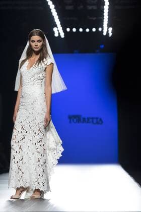 Sept. 19, 2015 - Madrid, Madrid, Spain - A model showcases designs by Roberto Torretta on the runway at the Roberto Torretta show during Mercedes-Benz Fashion Week Madrid Spring Summer 2016 at Ifema on September 19, 2015 in Madrid, Spain. Madrid Spain  - ZUMAn230