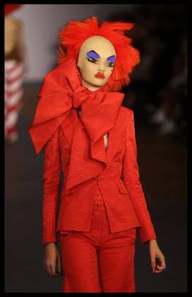 . 19 09 2015. London, United Kingdom. Gareth Pugh show at London Fashion Week-S S 2016-Day two.  xStephenxLockx xi-Imagesx IIM-11064-0007