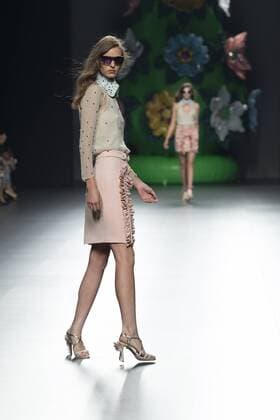 Sept. 19, 2015 - Madrid, Madrid, Spain - A model showcases designs by Ana Locking on the runway at the Ana Locking show during Mercedes-Benz Fashion Week Madrid Spring Summer 2016 at Ifema on September 19, 2015 in Madrid, Spain. Madrid Spain  - ZUMAn230