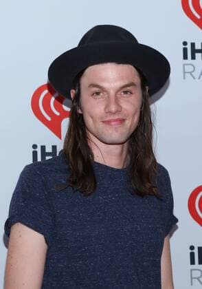James Bay arrives for the iHeartRadio Music Festival at the MGM Festival Grounds in Las Vegas, Nevada on September 19, 2015.  LAV20150919091 JAMESxATOA