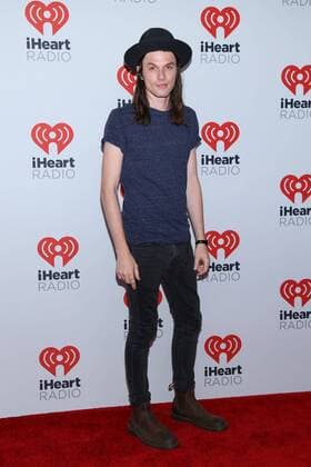 James Bay arrives for the iHeartRadio Music Festival at the MGM Festival Grounds in Las Vegas, Nevada on September 19, 2015.  LAV20150919092 JAMESxATOA