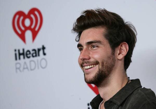 Alvaro Soler arrives for the iHeartRadio Music Festival at the MGM Grand in Las Vegas, Nevada on September 19, 2015.  LAV20150919174 JAMESxATOA
