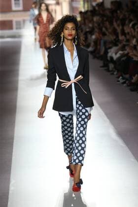 . 20 09 2015. London, United Kingdom. Topshop Unique show at London Fashion Week S S 2016-Day three.  xStephenxLockx xi-Imagesx IIM-11066-0006