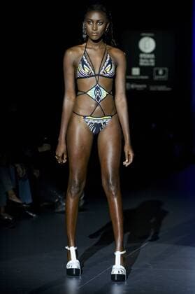 Model bei der Dolores Cortes Fashion Show auf der Mercedes-Benz Fashion Week Madrid Spring Summer 2016. Madrid, 21.09.2015 Dolores Cortes Model 