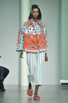 ENTERTAINMENT MODE Mailand Fashion Week - Stella Jean Modenschau Milan Fashion Week, Women Spring Summer 2016. Milano, Moda Donna, Primavera Estate 2016.STELLAJEAN Catwalk. Pictured: models  RiccardoxGiordano
