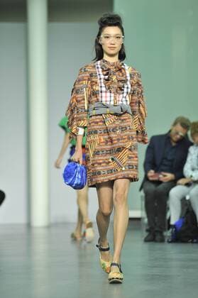 ENTERTAINMENT MODE Mailand Fashion Week - Stella Jean Modenschau Milan Fashion Week, Women Spring Summer 2016. Milano, Moda Donna, Primavera Estate 2016.STELLAJEAN Catwalk. Pictured: models  RiccardoxGiordano