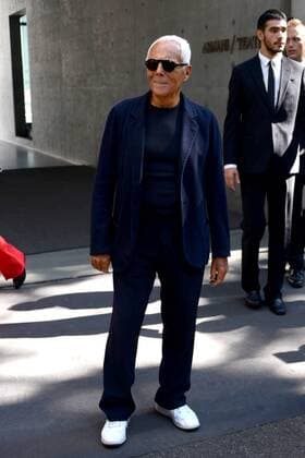 ENTERTAINMENT CELEBRITIES Mailand Fashion Week - Prominente vor der Emporio Armani Modenschau Milano, Guests arrivals at the Emporio Armani Fashion Sohw. Milan Fashion Week. Pictured: Giorgio Armani  Comi Terenghi