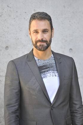 Milan Fashion Week, Women Spring Summer 2016. Milano, Moda Donna, Primavera Estate 2016. EMPORIO ARMANI arrivals Pictured: Raoul Bova  RiccardoxGiordano Fotosicki