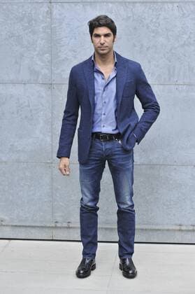 ENTERTAINMENT CELEBRITIES Mailand Fashion Week - Prominenz bei Giorgio Armani Modenschau Milan Fashion Week, Women Spring Summer 2016. Milano, Moda Donna, Primavera Estate 2016. GIORGIO ARMANI front row Pictured: Cayetano Rivera  RiccardoxGiorrdanox Fotosicki