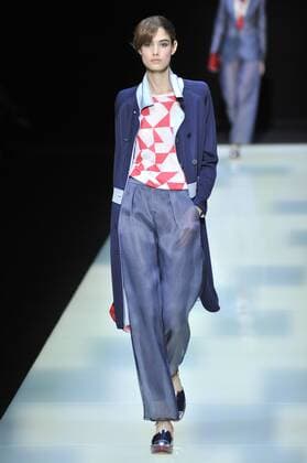 ENTERTAINMENT MODE Mailand Fashion Week - Giorgio Armani Modenschau Milan Fashion Week, Women Spring Summer 2016. Milano, Moda Donna, Primavera Estate 2016. GIORGIO ARMANIcatwalk Pictured: models  RiccardoxGiorrdanox Fotosicki