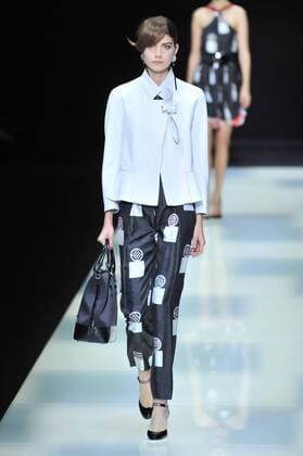 ENTERTAINMENT MODE Mailand Fashion Week - Giorgio Armani Modenschau Milan Fashion Week, Women Spring Summer 2016. Milano, Moda Donna, Primavera Estate 2016. GIORGIO ARMANIcatwalk Pictured: models  RiccardoxGiorrdanox Fotosicki