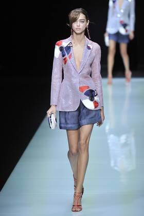 ENTERTAINMENT MODE Mailand Fashion Week - Giorgio Armani Modenschau Milan Fashion Week, Women Spring Summer 2016. Milano, Moda Donna, Primavera Estate 2016. GIORGIO ARMANIcatwalk Pictured: models  RiccardoxGiorrdanox Fotosicki