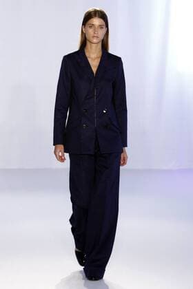 ENTERTAINMENT MODE Mailand Fashion Week - Mila Schön Modenschau Milan Fashion Week, Women Spring Summer 2016. Milano, Moda Donna, Primavera Estate 2016. MILA SCHON catwalk Pictured: models  SimonaxChioccia Fotosicki
