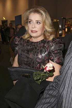 Catherine Deneuve bei der Festivaleröffnung mit der Premiere von Das brandneue Testament Le tout nouveau testament und der Verleihung des Douglas-Sirk-Preises auf dem 23. Filmfest Hamburg 2015. Hamburg, 01.10.2015 Foto:xgbrcix xFuturexImage