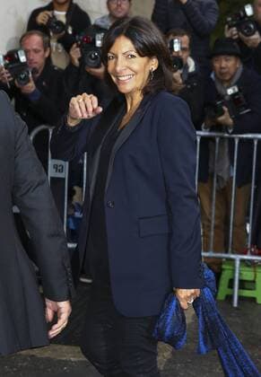Bürgermeisterin Anne Hidalgo - Paris Fashion Week, Modenschau Chanel - Paris, Frankreich - 06 10 2015 GwendolineLeGoff Panoramic 