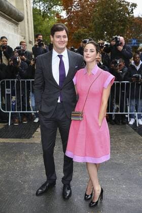 Elliott Tittensor, Kaya Scodelario - Paris Fashion Week, Modenschau Chanel - Paris, Frankreich - 06 10 2015 GwendolineLeGoff Panoramic 