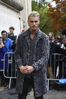 Baptiste Giabiconi - Paris Fashion Week, Modenschau Chanel - Paris, Frankreich - 06 10 2015 GwendolineLeGoff Panoramic 