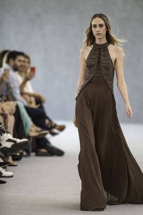 BELO HORIZONTE, MG - 06 10 2015: MINING TREND AUTUMN WINTER 2016 - Model for parade Grife VIVAZ in the 17th edition of Trend Autumn Winter Mines 2016 06 to October 09 at Expominas - Avenida Amazonas, 6030 - Gameleira - BH - MG. .  Mour?oxPanda