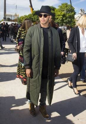 Lewis Hamilton CELEBRITES : Modenschau Valentino - Pret a Porter Printemps Ete 2016 - 06 10 2015 GwendolineLeGoffx 