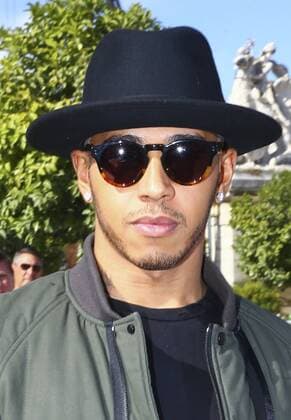 Lewis Hamilton CELEBRITES : Modenschau Valentino - Pret a Porter Printemps Ete 2016 - 06 10 2015 GwendolineLeGoffx 