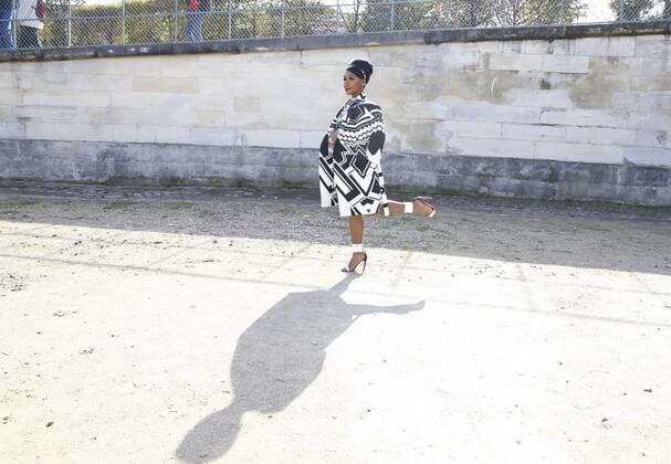 Janelle Monae CELEBRITES : Modenschau Valentino - Pret a Porter Printemps Ete 2016 - 06 10 2015 GwendolineLeGoffx 