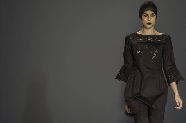 BELO HORIZONTE, MG - 07 10 2015: MINING TREND AUTUMN WINTER 2016 - Model for parade Grife LINO Villaventura in the 17th edition of Trend Autumn Winter 2016 Mines from 06 to 09 October at Expominas - Avenida Amazonas, 6030 - Gameleira - BH -. MG.  Mour?oxPanda