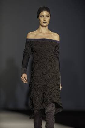 BELO HORIZONTE, MG - 07 10 2015: MINING TREND AUTUMN WINTER 2016 - Model for parade Grife LINO Villaventura in the 17th edition of Trend Autumn Winter 2016 Mines from 06 to 09 October at Expominas - Avenida Amazonas, 6030 - Gameleira - BH -. MG.  Mour?oxPanda