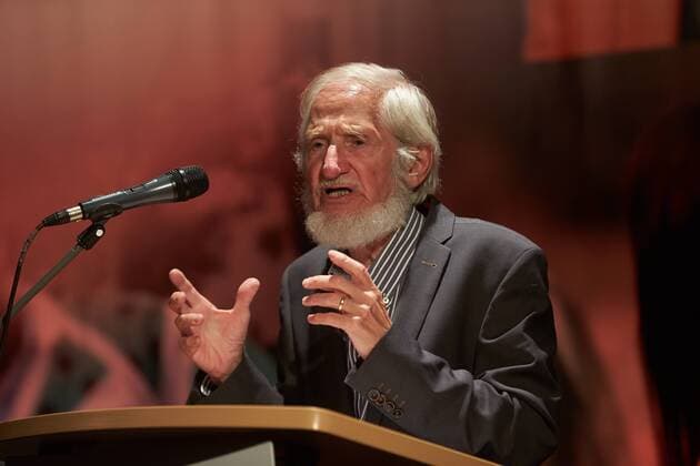 Rupert Neudeck, Mitgründer des Cap Anamur Deutsche Not-Ã rzte e.V. und Vorsitzender des Friedenskorps Grünhelme e.V bei einer Veranstaltung zum 30-jährigen Bestehen von SOLWODI in Neuwied Rupert Neudeck TFR001