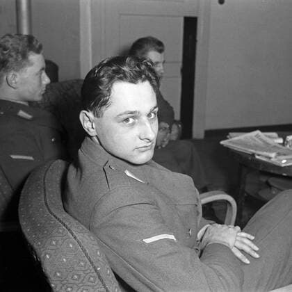 Porträt eines Soldaten im Mannschaftsdienst im Rang eines Gefreiten der Bundeswehr, Deutschland 1950er Jahre. Portrait of a soldier in a rank of a private first class of the German Bundeswehr, Germany 1950s. Copyright: Roba SiegfriedxPilz UnitedArchives06539
