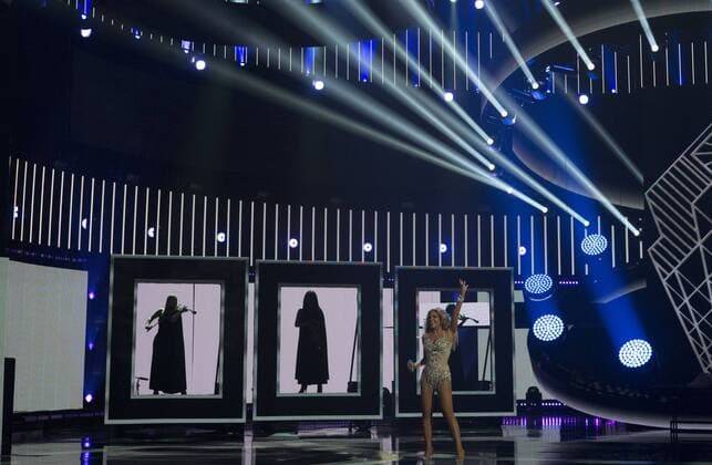 Oct. 8, 2015 - Hollywood, CALIFORNIA, UNITED STATES OF AMERICA - Gloria Trevia onstage during Telemundo s Latin American Music Awards at the Dolby Theatre on October 8, 2015 in Hollywood, California..ARMANDO ARORIZO. Hollywood UNITED STATES OF AMERICA - ZUMAa60_
