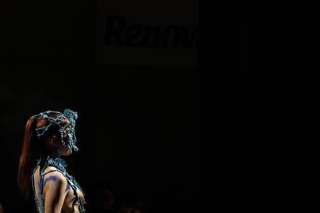 Oct. 10, 2015 - Lisbon, Portugal - Model presents spring summer 2016 creation by designer Valentim Quaresma during the 45rd edition of Moda Lisboa Fashion Week at the Patio da Gale on Terreiro do Paco Square in Lisbon on October 10, 2015. NURPHOTO CARLOS PALMA. Lisbon Portugal  - ZUMAn230