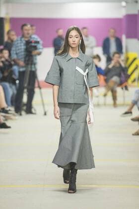 (151011) -- TBILISI, Oct. 11, 2015 -- A model presents a creation of Giorgi Keburia from Georgia during the Tbilisi Spring Fashion Week 2016, in Tbilisi, capital of Georgia, on October 11, 2015. ) GEORGIA-TBILISI-SPRING FASHION WEEK-CLOSING CEREMONY GiorgexInduashvili 