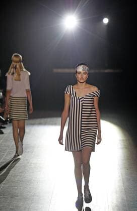 Oct. 14, 2015 - Kiev, Ukraine - A model presents a creation by Ukrainian designer ELENA GOLETS during the Ukrainian Fashion Week in Kiev, Ukraine, 14 October 2015. The event presents Spring Summer 2016 collections by Ukrainian and international designers from 14 to 20 October. Kiev Ukraine - ZUMAg194