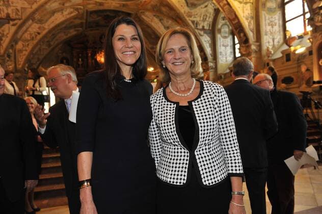 Dr. Marion Kiechle und Karin Seehofer Bayerische Verdienstorden Verleihung Antiquarium der Residenz München München 14. Oktober 2015
