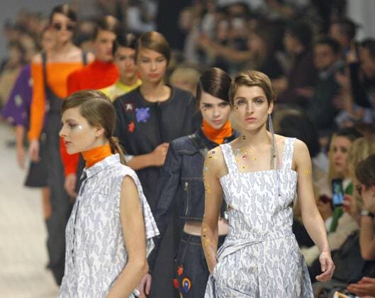 Oct. 16, 2015 - Kiev, Ukraine - A model presents a creation by Ukrainian designer ANDRE TAN during the Ukrainian Fashion Week in Kiev, Ukraine, 16 October 2015. The event presents Spring Summer 2016 collections by Ukrainian and international designers from 14 to 20 October. Kiev Ukraine - ZUMAg194