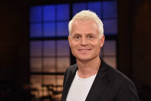 Der Moderator und Comedian Guido Cantz zu Gast in der WDR Talkshow Kölner Treff am 16.10.2015 in Köln.