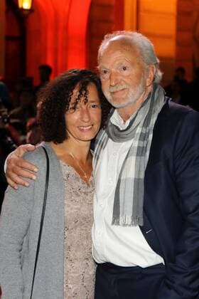16.10.2015, Frankfurt, Alte Oper, roter Teppich, red Carpet Verleihung des Hessischen Film- und Kinopreises 2015 Ehrenpreisträger des hessischen Ministerpräsidenten Michael Gwisdek mit Ehefrau Gabriele auf dem roten Teppich