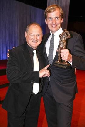 Burghart Klaussner und Lars Kraume bei der Verleihung vom Hessischen Film- und Kinopreis 2015 in der Alten Oper. Frankfurt, 16.10.2015 Foto:xP.xBackx xFuturexImage