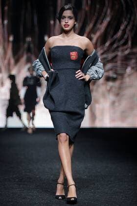 Cro-A-Porter , 3rd night - Croatia 17.10.2015., Zagreb,Croatia - Schwarzkopf Cro-A-Porter in Lauba, 3rd night. Runway Twins.  GrgurxZucko PIXSELL