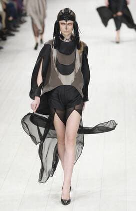 Oct. 18, 2015 - Kiev, Ukraine - A model presents a creation by Ukrainian KIR-KHARTLEY during the Ukrainian Fashion Week in Kiev, Ukraine, 18 October 2015. The event presents Spring Summer 2016 collections by Ukrainian and international designers from 14 to 20 October. Kiev Ukraine - ZUMAg194