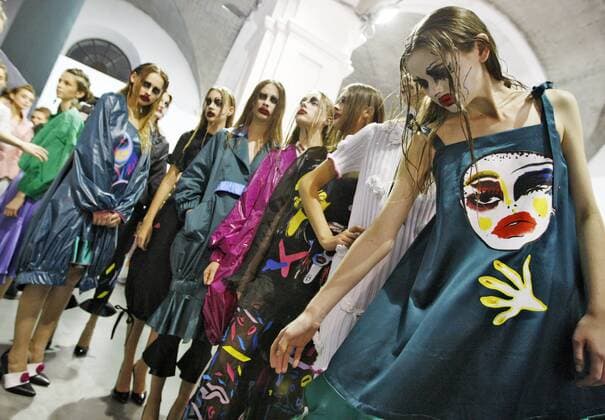 Oct. 18, 2015 - Kiev, Ukraine - Models wait backstage during the Ukrainian Fashion Week in Kiev, Ukraine, 18 October 2015. The event presents Spring Summer 2016 collections by Ukrainian and international designers from 14 to 20 October. Kiev Ukraine - ZUMAg194