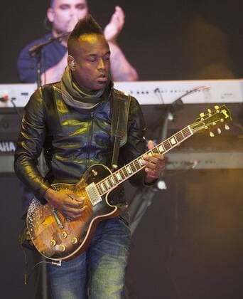 Oct 17, 2015 - Raleigh, North Carolina; USA - Guitarist CAPTAIN KIRK DOUGLAS of the band THE ROOTS performs live as part of the inaugural 2015 American Roots Music and Arts Festival that took place at the Walnut Creek Amphitheatre located in Raleigh. Copyright 2015 Raleigh USA - ZUMAm78_