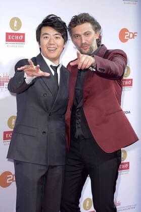 Lang Lang und Jonas Kaufmann beim Echo Klassik 2015 im Konzerthaus. Berlin, 18.10.2015 Foto:xFredericx xFuturexImage