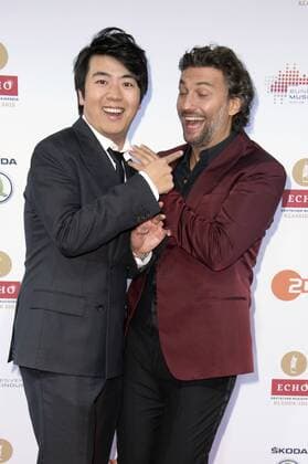 Lang Lang und Jonas Kaufmann beim Echo Klassik 2015 im Konzerthaus. Berlin, 18.10.2015 Foto:xFredericx xFuturexImage