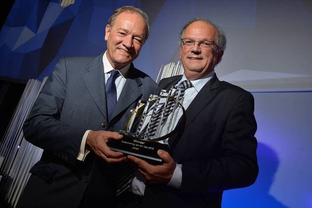- BRUSSELS, BELGIUM: Ackermans and van Haaren CEO Baron Luc Bertrand and Deme CEO Alain Bernard pictured after the award ceremony for the 21st edition of Onderneming van het jaar (Dutch-speaking company of the year), Tuesday 20 October 2015, in Brussels.  DAVIDxSTOCKMAN 04724955